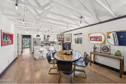 2101 N 25th Place, Phoenix, AZ 85008 - Photo 9