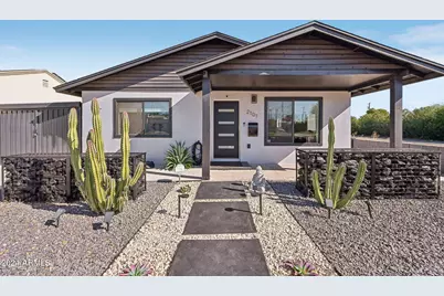2101 N 25th Place, Phoenix, AZ 85008 - Photo 3
