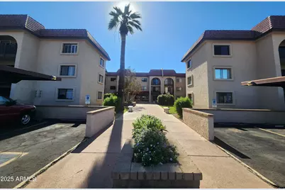 3033 E Devonshire Avenue #1028, Phoenix, AZ 85016 - Photo 1