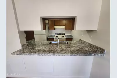3033 E Devonshire Avenue #1028, Phoenix, AZ 85016 - Photo 7