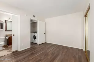 1126 W Elliot Rd, Chandler, AZ 85224 - Photo 17