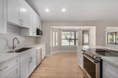 3128 E Charleston Avenue, Phoenix, AZ 85032 - Photo 3