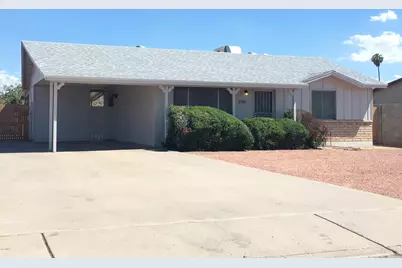 5725 N 71st Avenue, Glendale, AZ 85303 - Photo 1