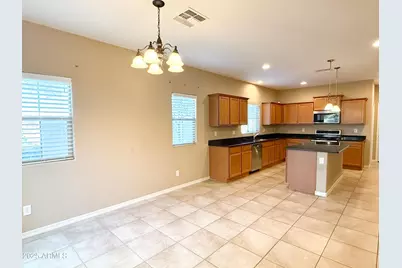2146 W Scully Drive, Phoenix, AZ 85023 - Photo 11