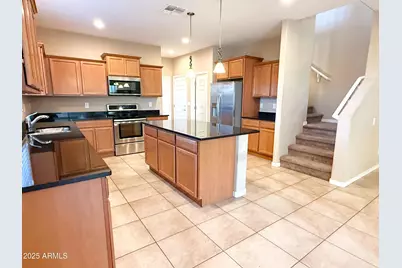 2146 W Scully Drive, Phoenix, AZ 85023 - Photo 15