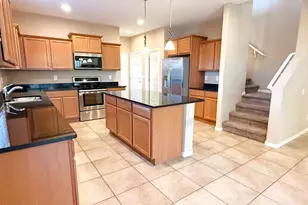 2146 W Scully Dr, Phoenix, AZ 85023 - Photo 15