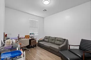 10536 W Encinas Ln, Tolleson, AZ 85353 - Photo 31