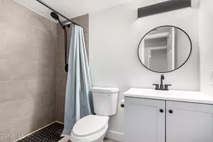 6806 W Devonshire Ave, Phoenix, AZ 85033 - Photo 17