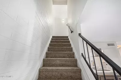 6806 W Devonshire Avenue, Phoenix, AZ 85033 - Photo 11