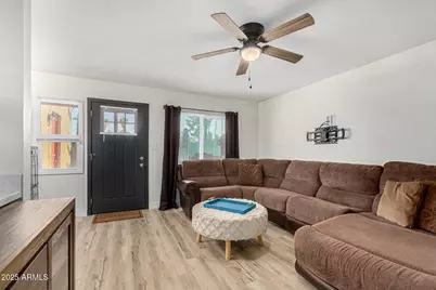 6806 W Devonshire Avenue, Phoenix, AZ 85033 - Photo 9