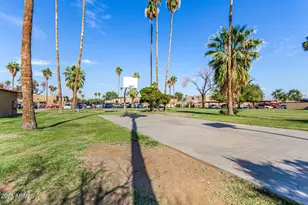 6806 W Devonshire Ave, Phoenix, AZ 85033 - Photo 23