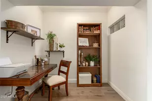 3800 E Lincoln Dr E, Phoenix, AZ 85018 - Photo 17