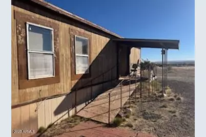 955 W 33rd S Place S, Saint Johns, AZ 85936 - Photo 3