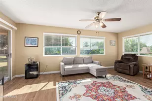 9437 W Long Hills Dr, Sun City, AZ 85351 - Photo 15