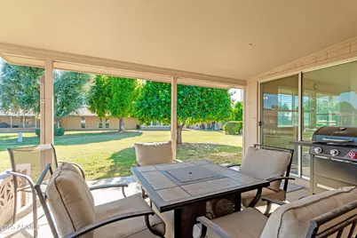 9437 W Long Hills Drive, Sun City, AZ 85351 - Photo 5