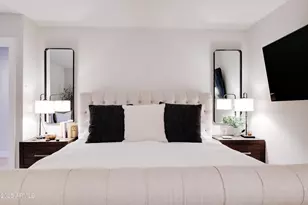 243 W Harmont Dr, Phoenix, AZ 85021 - Photo 27