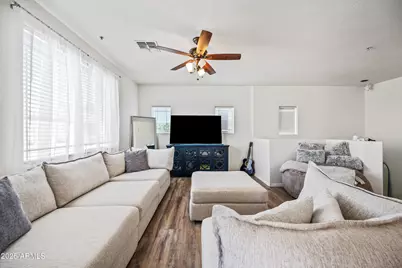 8115 W Lynwood Street, Phoenix, AZ 85043 - Photo 7