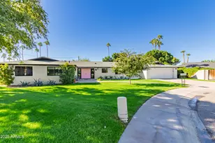 7340 N 6th Way, Phoenix, AZ 85020 - Photo 1