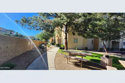 14575 W Mountain View Boulevard #12106, Surprise, AZ 85374 - Photo 3