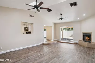 4662 W Kings Avenue, Glendale, AZ 85306 - Photo 9