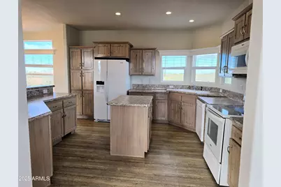 32916 N 228th Drive, Wittmann, AZ 85361 - Photo 13