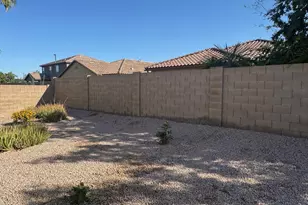 7165 S Briarwood Ct, Gilbert, AZ 85298 - Photo 17