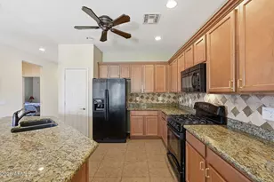 42609 W Milky Way, Maricopa, AZ 85138 - Photo 13