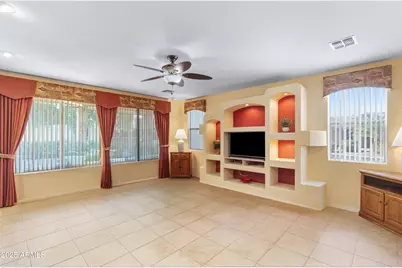 42609 W Milky Way, Maricopa, AZ 85138 - Photo 11