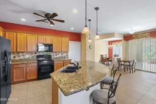 42609 W Milky Way, Maricopa, AZ 85138 - Photo 9