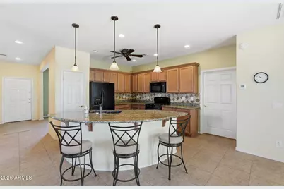 42609 W Milky Way, Maricopa, AZ 85138 - Photo 11