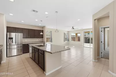 26130 N 121st Avenue, Peoria, AZ 85383 - Photo 7