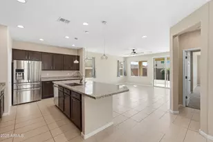 26130 N 121st Ave, Peoria, AZ 85383 - Photo 7