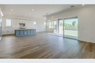 17625 W Crawfordsville Drive, Surprise, AZ 85388 - Photo 9