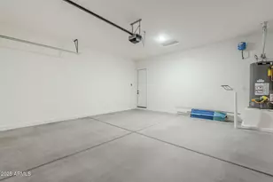 17625 W Crawfordsville Dr, Surprise, AZ 85388 - Photo 41