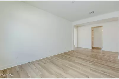 17625 W Crawfordsville Drive, Surprise, AZ 85388 - Photo 7