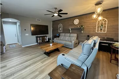 13781 W Vernon Avenue, Goodyear, AZ 85395 - Photo 9