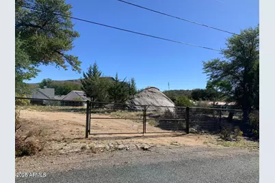 22691 S Lakewood Drive #F, Yarnell, AZ 85362 - Photo 1