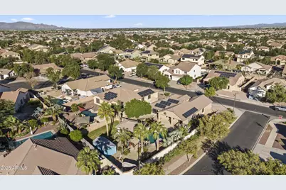 14077 W Charter Oak Road, Surprise, AZ 85379 - Photo 53