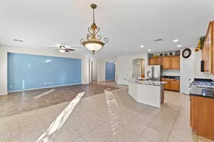 14077 W Charter Oak Rd, Surprise, AZ 85379 - Photo 15