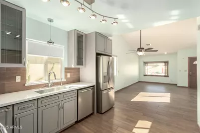 542 S Higley Road #3, Mesa, AZ 85206 - Photo 9