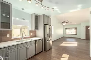 542 S Higley Rd, Mesa, AZ 85206 - Photo 9