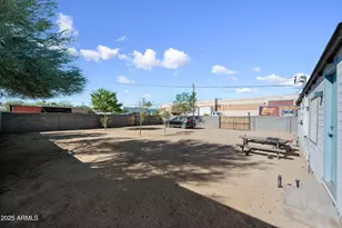 438 N 17th Ave, Phoenix, AZ 85007 - Photo 15