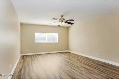 7129 W Merrell Street, Phoenix, AZ 85033 - Photo 3