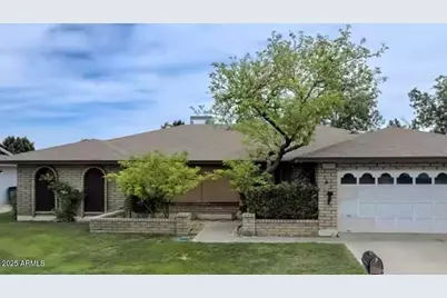 2067 E Gemini Drive, Tempe, AZ 85283 - Photo 1