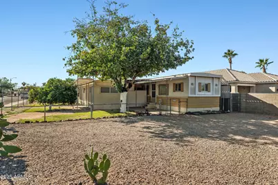 2729 E Juniper Avenue, Phoenix, AZ 85032 - Photo 1