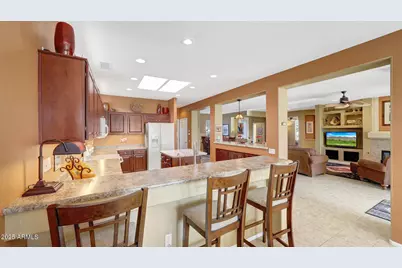 16337 W Salado Creek Drive, Surprise, AZ 85387 - Photo 13