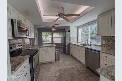 6528 E Paradise Lane, Scottsdale, AZ 85254 - Photo 5