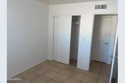 2002 E Sweetwater Avenue #108, Phoenix, AZ 85022 - Photo 11
