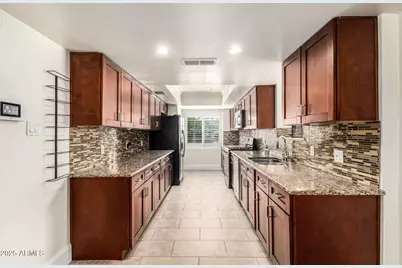 2931 N 8th Avenue, Phoenix, AZ 85013 - Photo 17