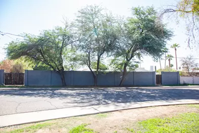 1326 E Earll Drive, Phoenix, AZ 85014 - Photo 29